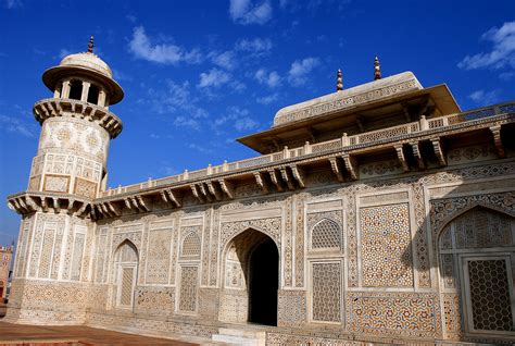 You'll be magically transported back in time. 8 Famous Places to Visit in Agra, India