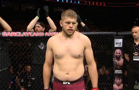 Heavyweight blagoy ivanov suffered an undisclosed injury and has been forced out of a bout against marcin tybura at ufc 260 on march 27. Marcin Tybura: "Kamień spadł mi trochę z serca, bo byłem ...