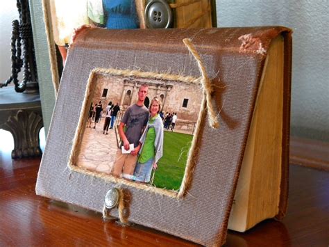 Well Rounded Freebie Friday Book Frames