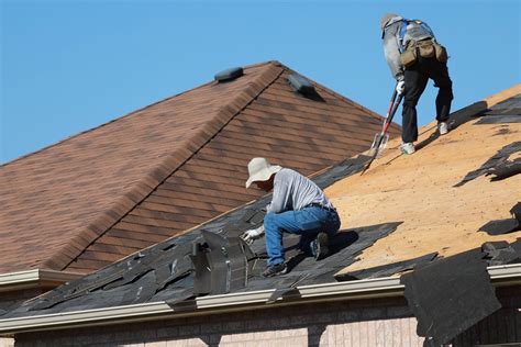 7 Signs It Is Time To Call A Roofing Contractor Peak Performance
