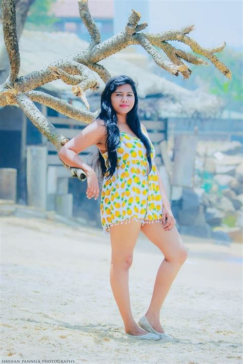 Lanka Hot Beauties Zeeniya Roshins Hot Beach Photoshoot
