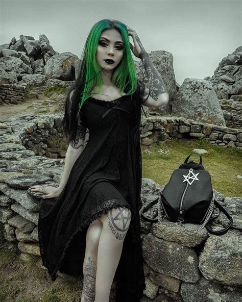 dark gothic Готика Быть девушкой Кружевное платье Готические девушки