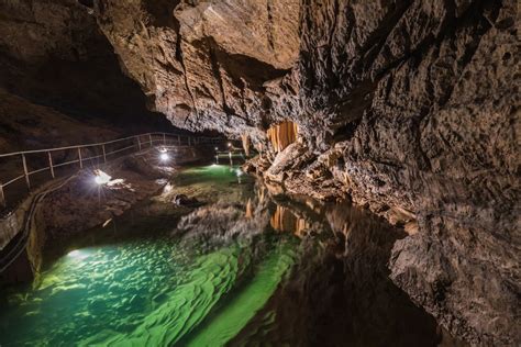 8 Najkrajších Jaskýň Na Slovensku Blog Travelking