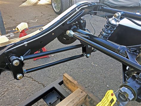 triangulated 4 link kit with airbags