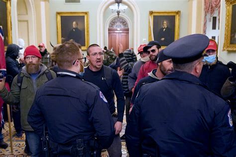 capitol police inquiry into jan 6 riot recommends disciplining six officers the new york times