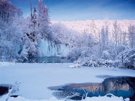 Plitvice Lakes In Winter Croatia Kroatien Winter