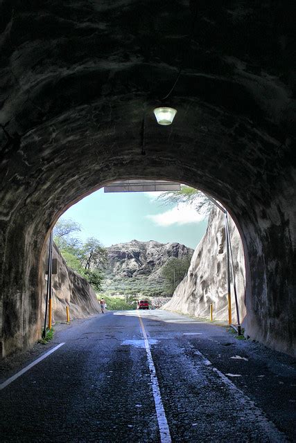 Diamond Head Tunnel Hdr Oahu Hawaii Flickr Photo