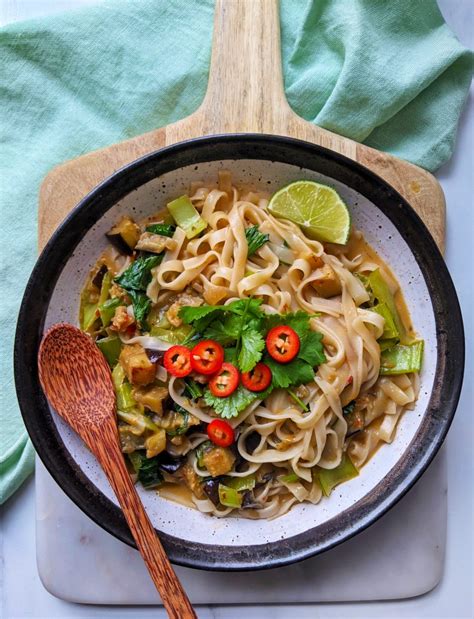 Red Thai Curry Noodles Gf Df My Gluten Free Guide