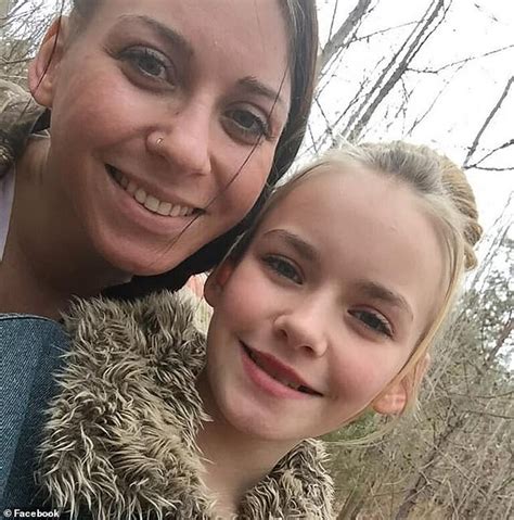 Body Of 11 Year Old Girl Is Found In Alabama Daily Mail Online