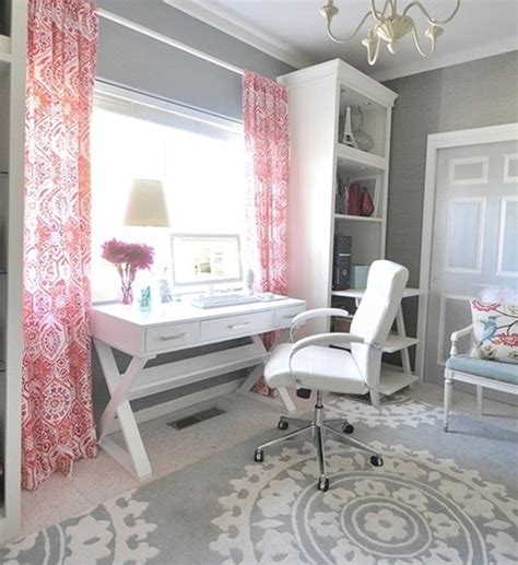 That's why you can configure your desk yourself and design it according to your ideas. 17 Pink Office Ideas : Cute Space For Girl | Home Design ...