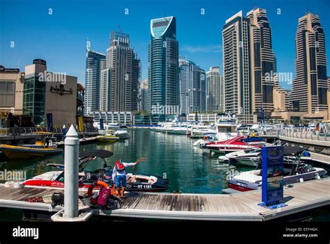 Dubai Marina Dubai United Arab Emirates Middle East Stock Photo Alamy