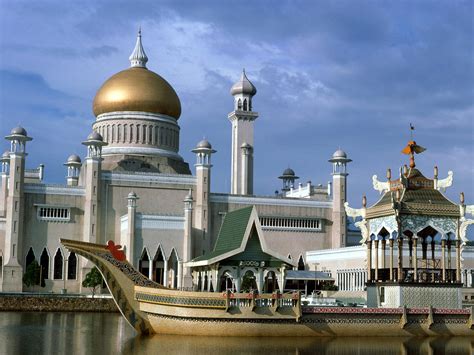 Bandar Seri Begawan Brunei Travel Guide