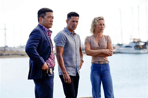 Magnum Pi Tv Show On Nbc Season Five Viewer Votes Canceled Renewed Tv Shows Ratings Tv