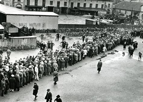 Mit hitlers ernennung zum reichskanzler am 30. LeMO Kapitel - Weimarer Republik - Innenpolitik ...