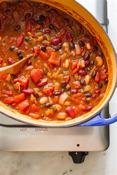 Easy Three Bean Chili Recipe The Simple Veganista
