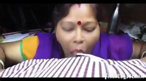 desi aunty giving blowjob and deepthroat drank cum eporner