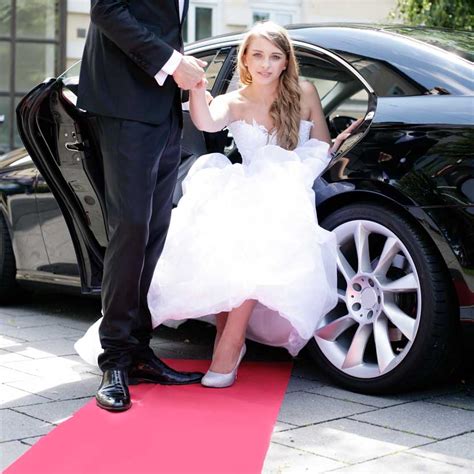 Tips For Choosing A Limousine Service For Your Wedding Allstar Chauffeured Services