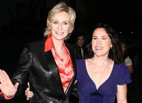 Does Jane Lynch Have A Daughter Celebrity Fm Official Stars