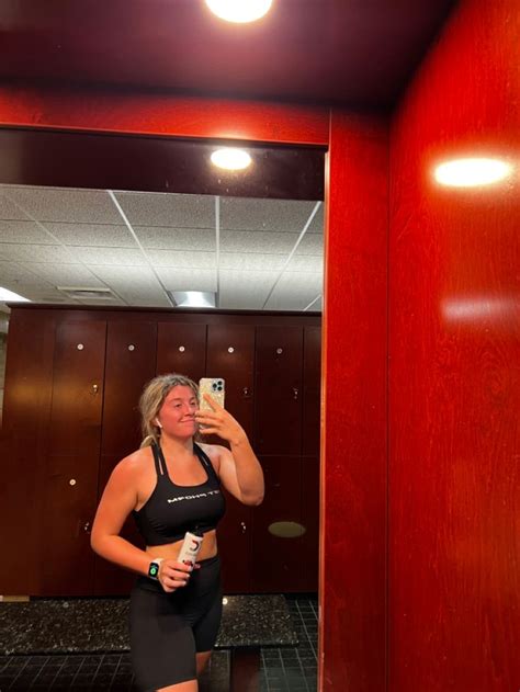Best Feeling Ever In 2022 Mirror Selfie Workout Feel Good