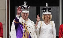 Reyes de Inglaterra: Carlos III y Camila saludan desde Palacio de ...
