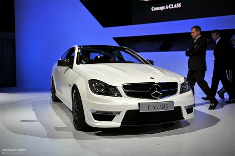 Check spelling or type a new query. NYIAS 2011: Mercedes C63 AMG Coupe Live Photos - autoevolution