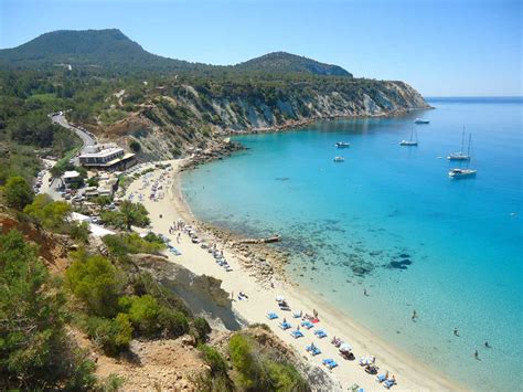 Cala D Hort Sant Josep Guía Playas Guía De Ibiza Tripkay