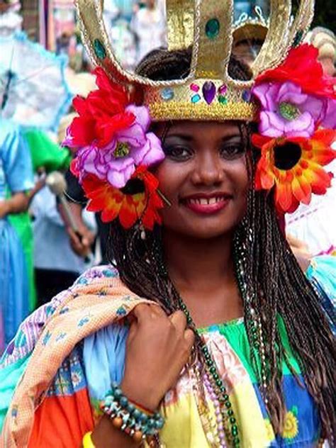 Exclusif Magazine 12 Beauté Afro Caraïbes C Office De Tourisme Colon