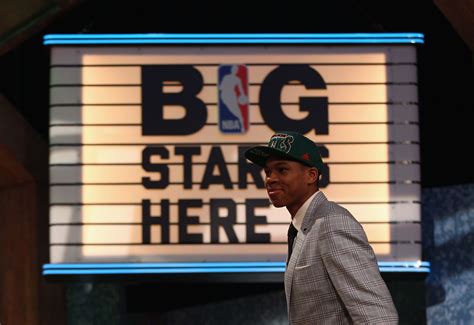 Jun 27, 2021 · when antetokounmpo flew to new york for the 2013 draft, he didn't go directly to new york; Milwaukee Bucks: Grading every draft of the past decade