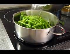 VIDEO Brechbohnen kochen