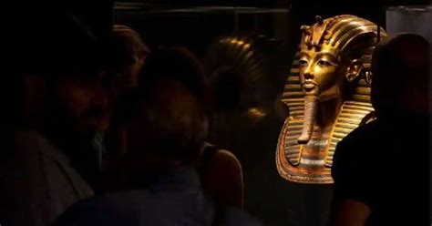 egyptians mark 100th anniversary of king tutankhamun tomb s discovery