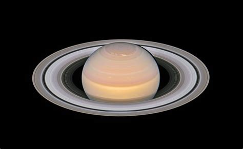 Hubble Just Captured A Breathtaking New Image Of Saturn And It Barely