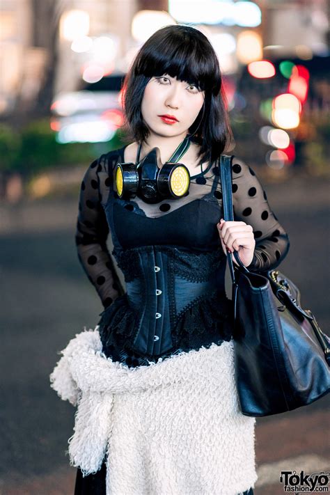 Popsugar has affiliate and advertising partnerships so we get revenue from sharing this content and from your. Dark Harajuku Street Fashion w/ Gas Mask, Abilletage ...
