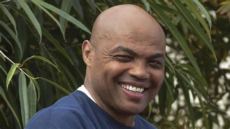 Charles Barkley Donates 1000 To Every Employee At His Alabama School
