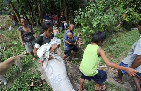 Po potresu na Filipinih še vedno iščejo preživele