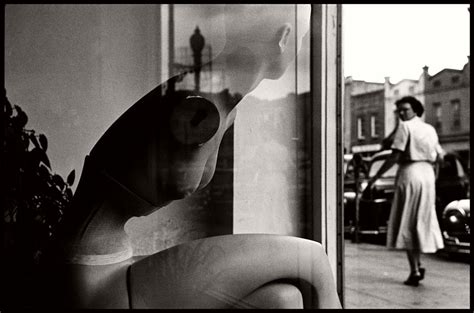 Elliott Erwitt Retrospective Monovisions Black And White Photography