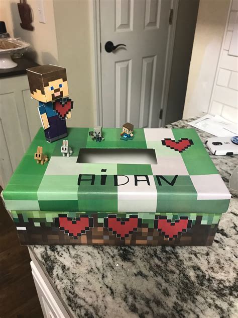 Easy Minecraft Valentine Box