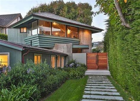 Browse 42 listings, view photos and connect with an agent to schedule a viewing. Leonardo DiCaprio's Malibu Beach House Is for Sale | Others