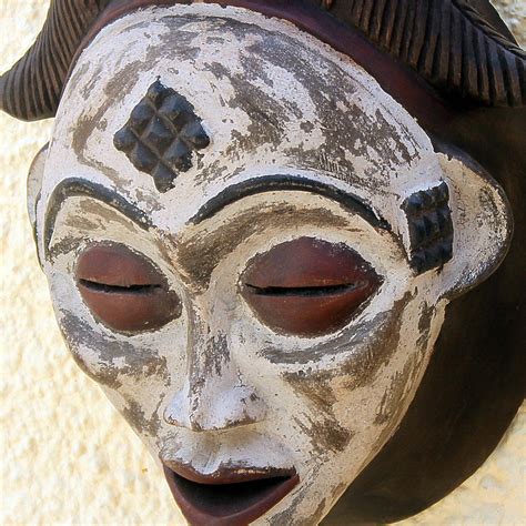 Unicef Market Handcrafted West African Wooden Mask The Ancient Spirit