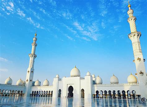 10 Of The Worlds Most Beautiful Mosques Travel Noire
