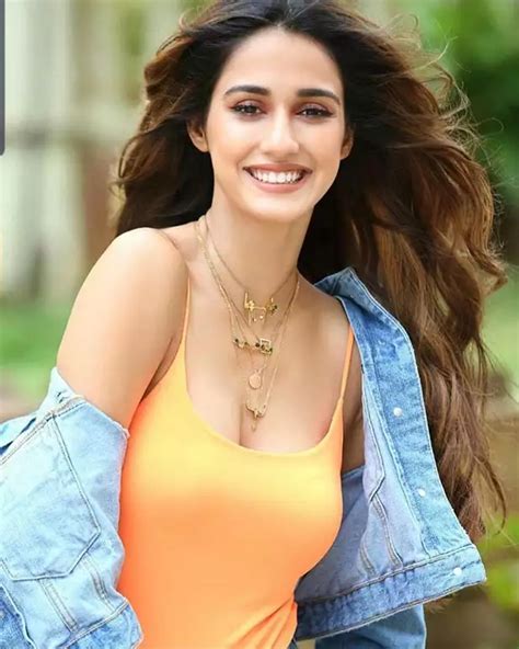 Disha Patani Loves This South Superstars Cool Dance Moves
