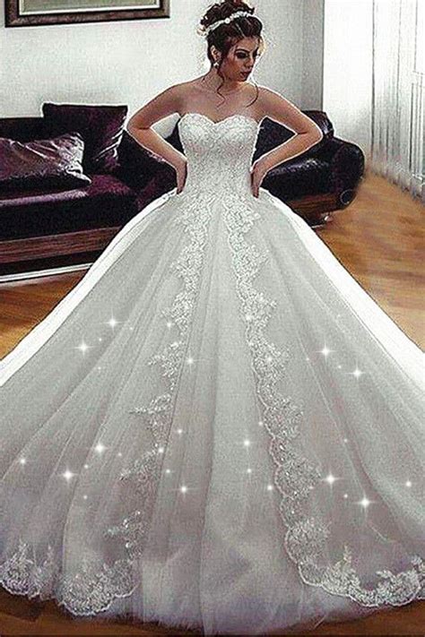 fascinating tulle sweetheart neckline ball gown wedding dress with beaded lace appliques