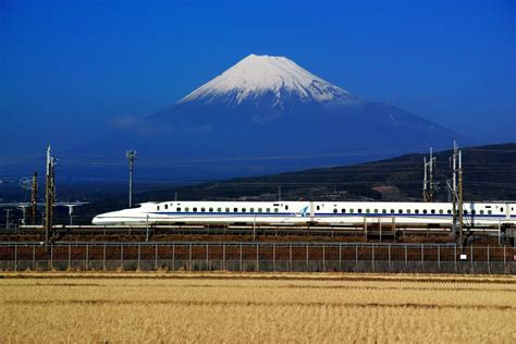 Your Ultimate Guide To Japanese Trains