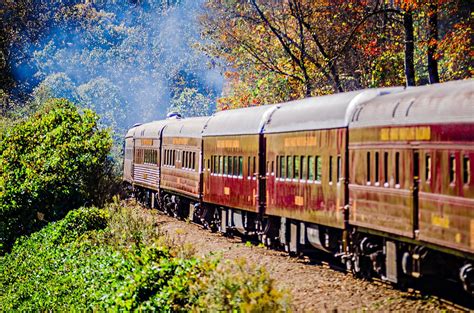 10 Of The Most Fantastic Train Trips In The Us
