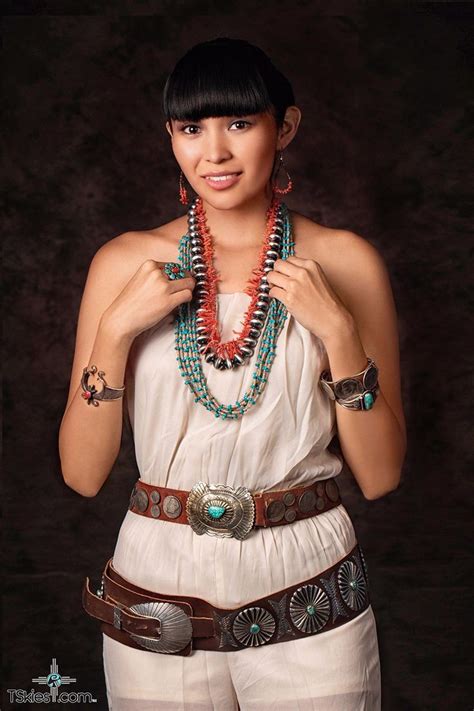 Meet Khrissy Enditto Native Model From The Navajo Nation Native