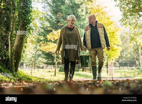 Old Man Walking Away High Resolution Stock Photography And Images Alamy