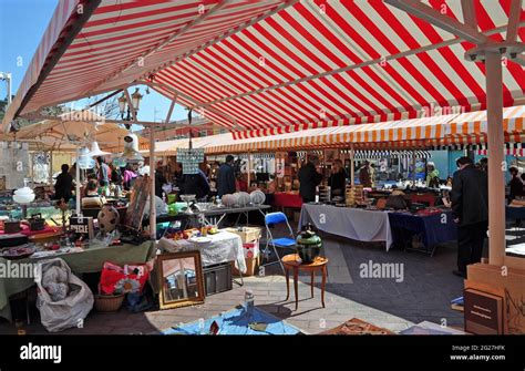 Cours Saleya Famous Antique Market In Nice Stock Photo Alamy