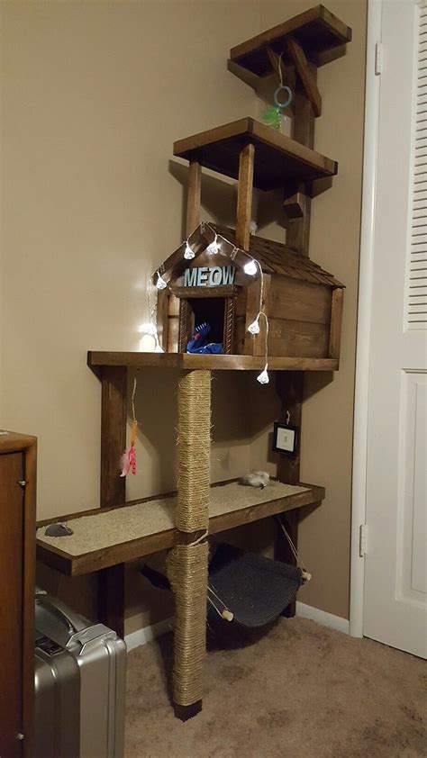 Homemade Cat Tree Cat Trees Homemade Diy Cat Tree Cool Cat Trees