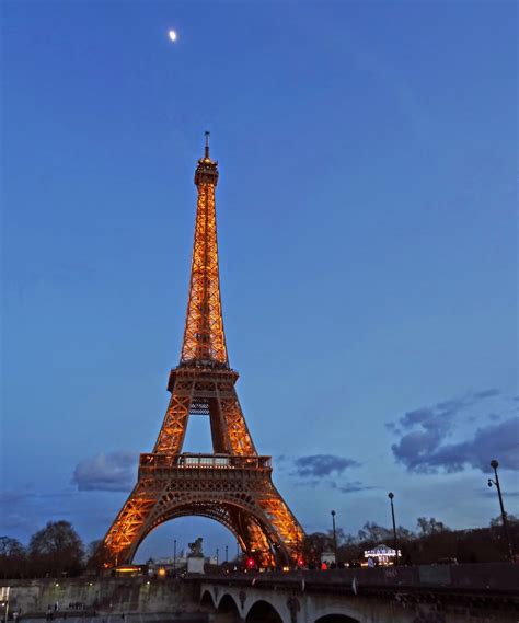 Joe's Retirement Blog: La Tour Eiffel (The Eiffel Tower), Evening - Part 2 of 2, 7th ...