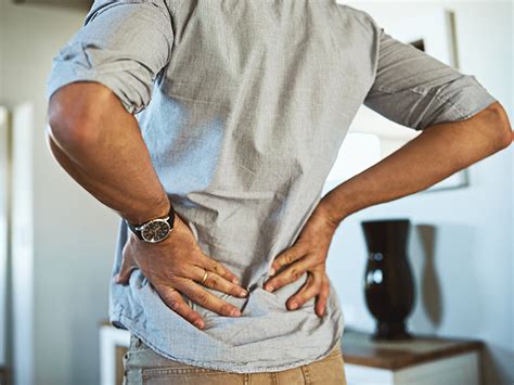 Back Pain When Breathing: Causes, Symptoms, Treatment