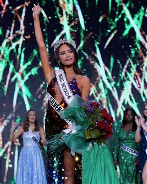Le Concours De Beauté Miss Nevada Usa Couronne La Première Femme Trans En Tant Que Reine Ma